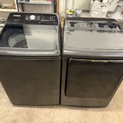 SAMSUNG WASHER AND GAS DRYER XL SET BLACK 