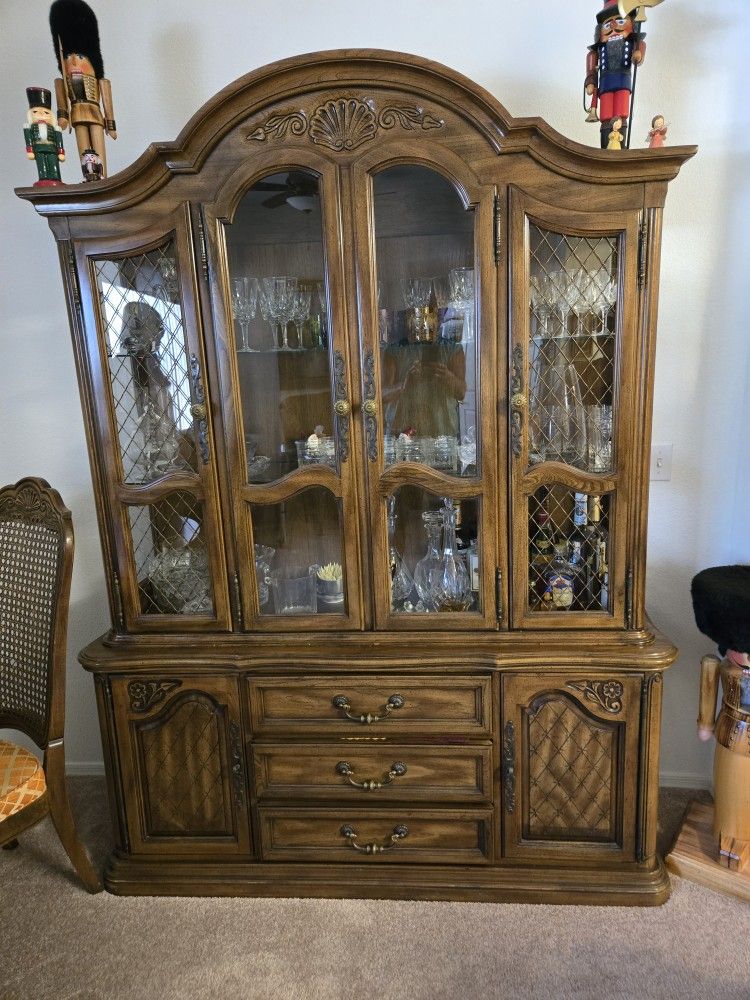 China Cabinet $75 Sun Lakes