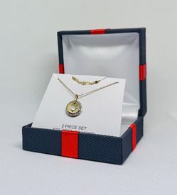 NEW Gold Tone Heart & Diamond Accent 2-Piece Necklace Set