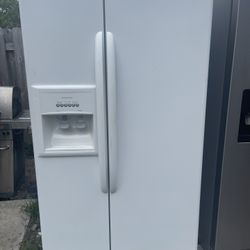 🍧WHITE KENMORE 36” SIDE BY SIDE REFRIGERATOR 🍧
