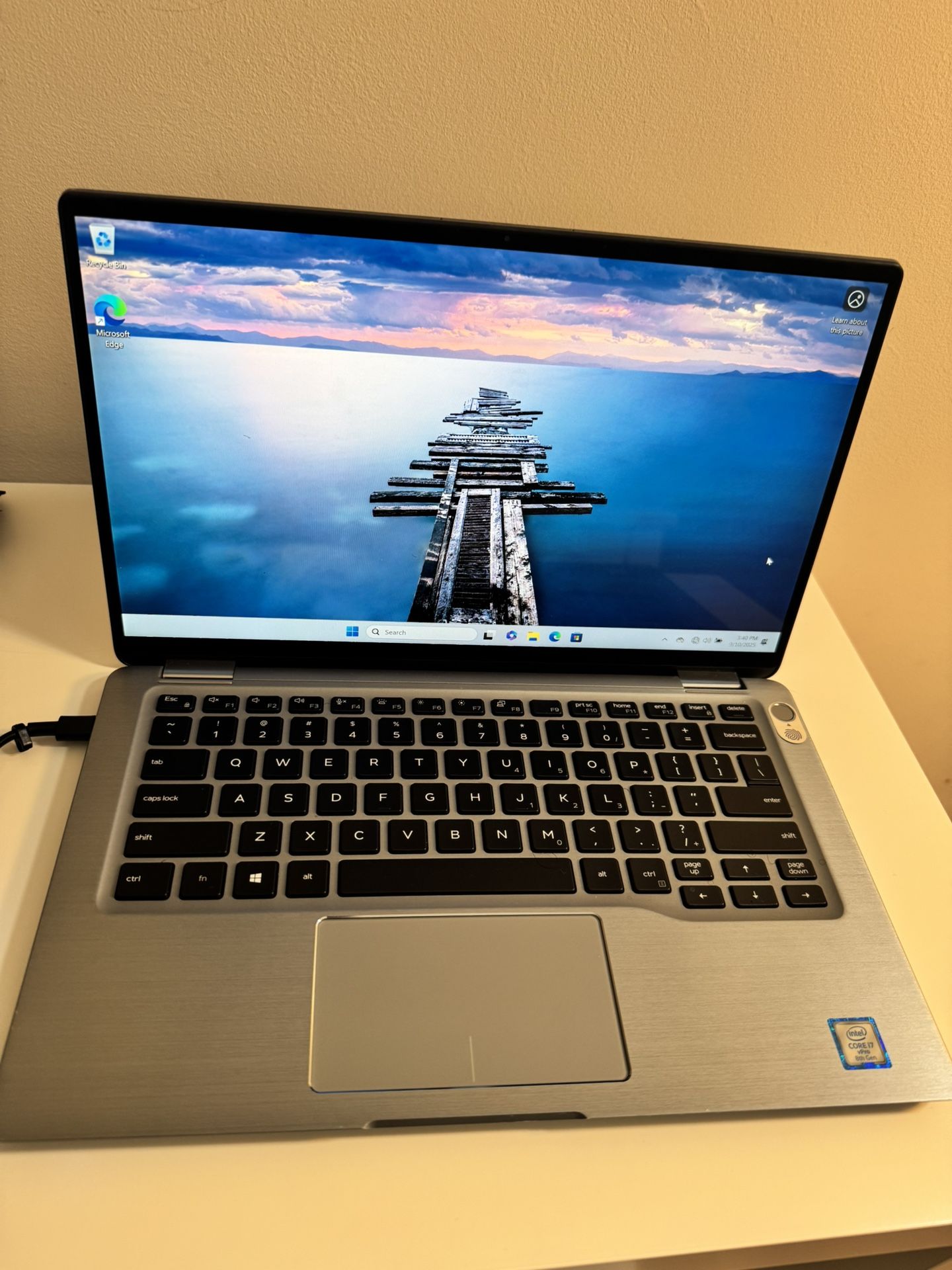 Dell Latitude 7400 2 In 1 laptop
