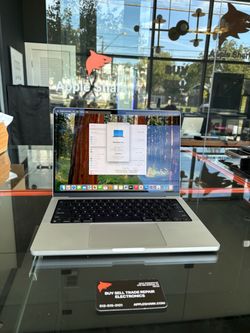 Apple 14” MackBook Pro M2 Pro 32 GB RAM 512 SSD! 90 Days Warranty! Financing available!