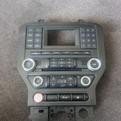 Pre Owned Ford Mustang Radio Audio