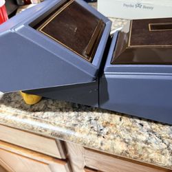 G Body Parts Bread Box With Center Console 