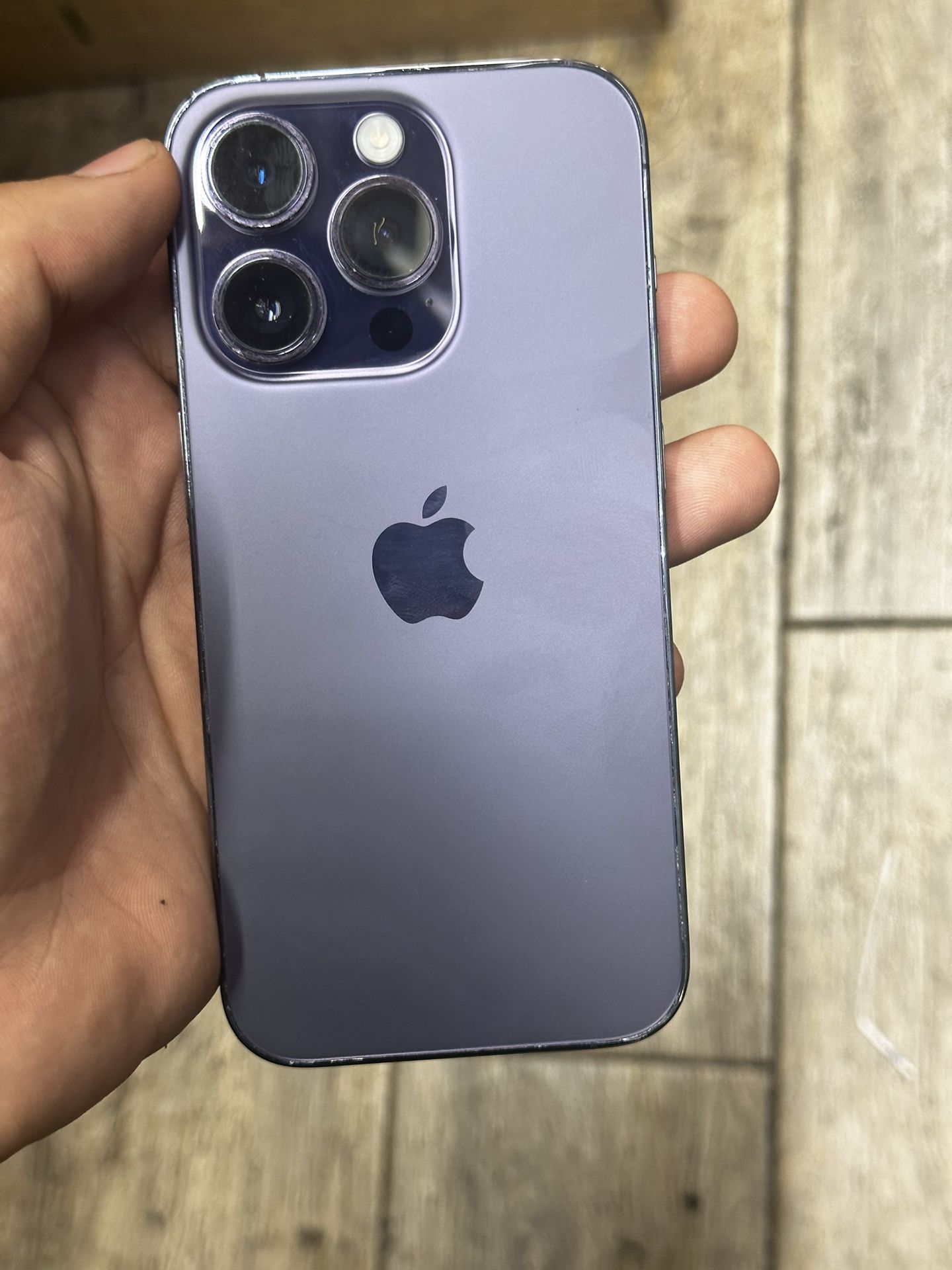 iPhone 14 Pro 256GB UNLOCKED