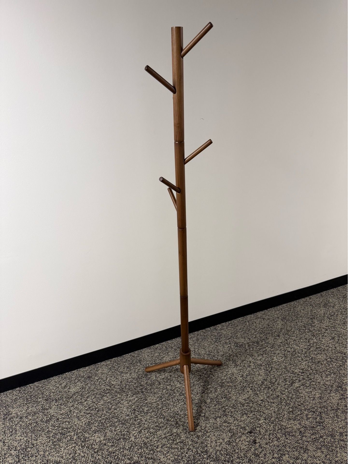 Tree-style Wooden Coat Rack
