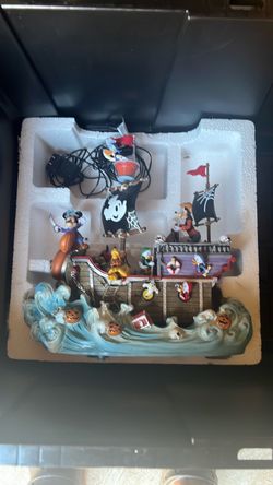 Disney boat Halloween