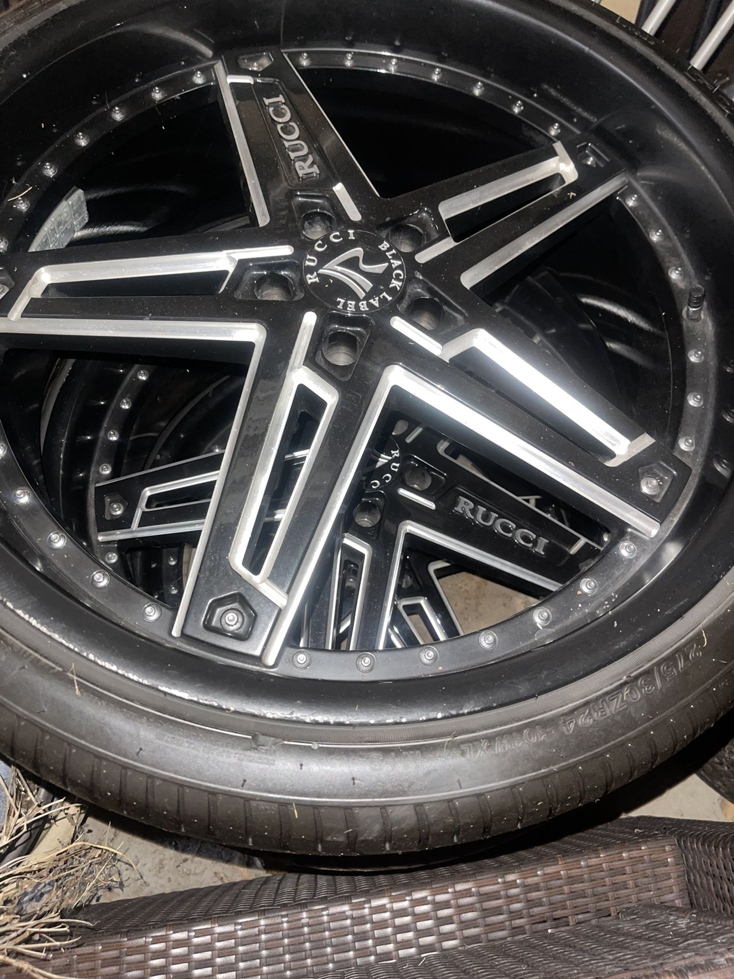 RBL100 Rucci Rims 24” BOLT PATTERN 5x127 for Sale in Redford Charter