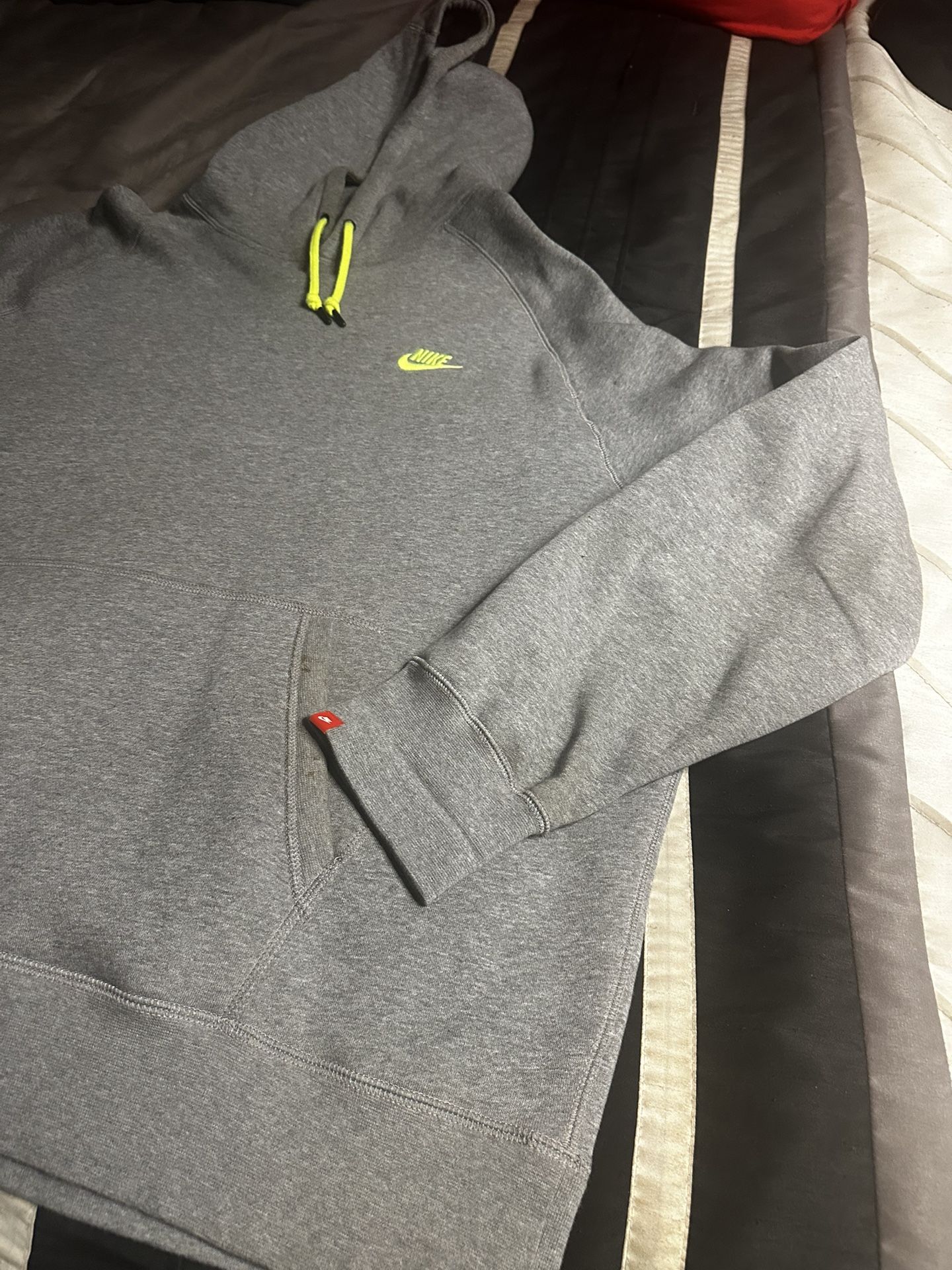 Men's Nike Pullover Hoodie Gray/ Lime Green Size 3XL