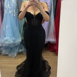 BLACK FORMAL DRESS 
