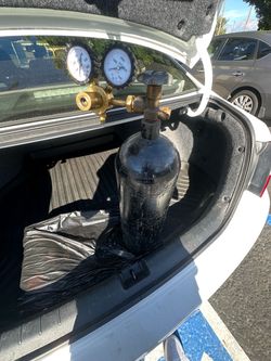 Nitrogen tank