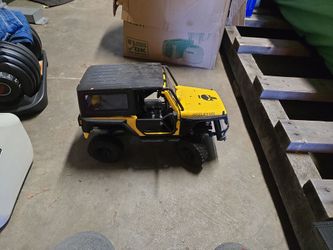 GCM RACING CMAX Chassis W/body And Parts