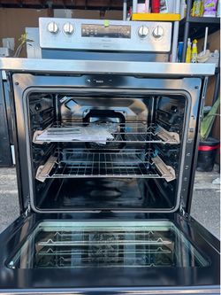 NEW Hisense 30” Stainless Steel Electric Range | Glass Top | Modern Design | Warranty