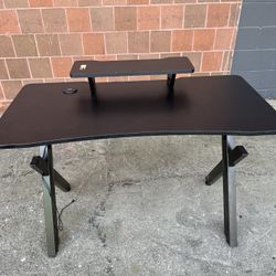 Sound Trek Gaming Desk