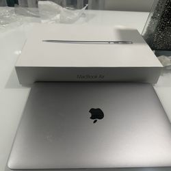 MacBook Air 2020 