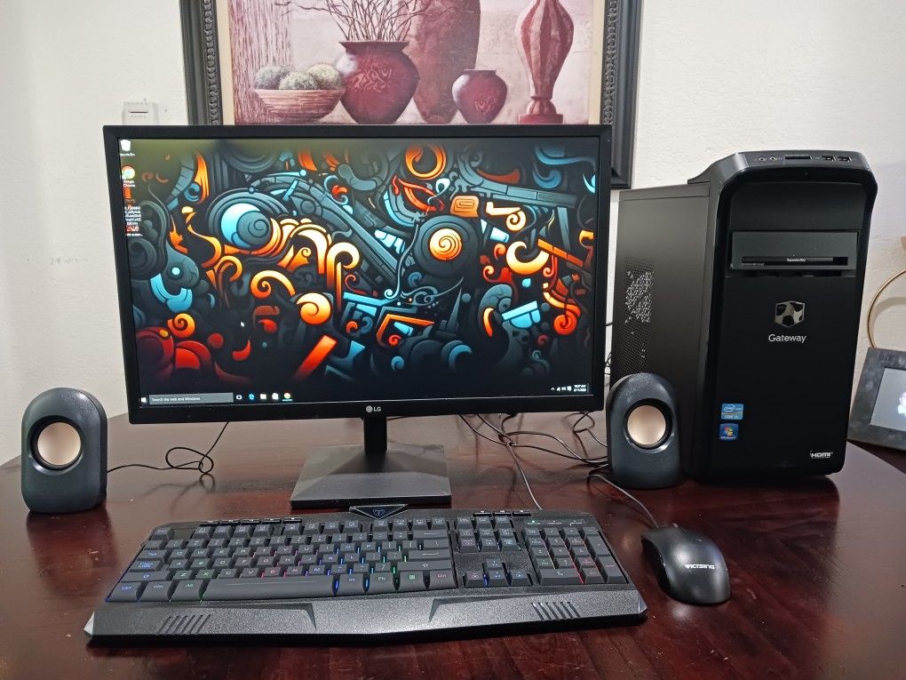 Gateway desktop Computer. windows 10. Good Working Condition. Intel Core i3 processor. 1 Tb Hard Drive. vlc DVD Reader. monitor LG 24 inches.