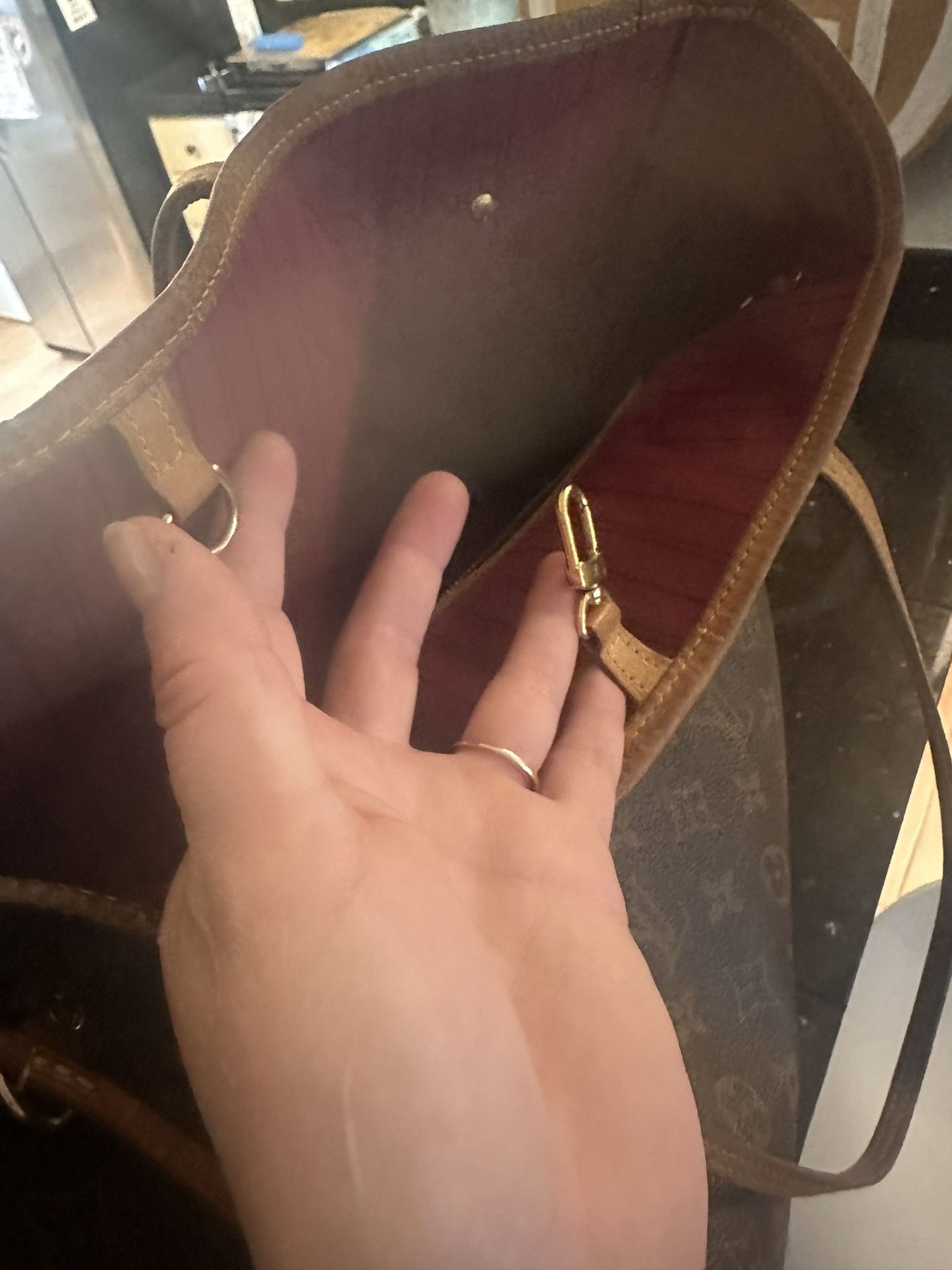 Louis Vuitton Authentic Neverfull