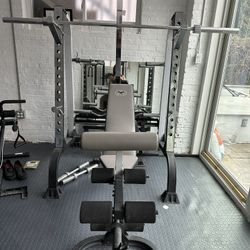 Tracker Strength Gear 550 Deluxe Half Cage from Gold's Gym With Bench