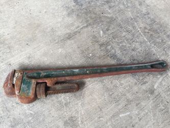Pipe wrench 24inch