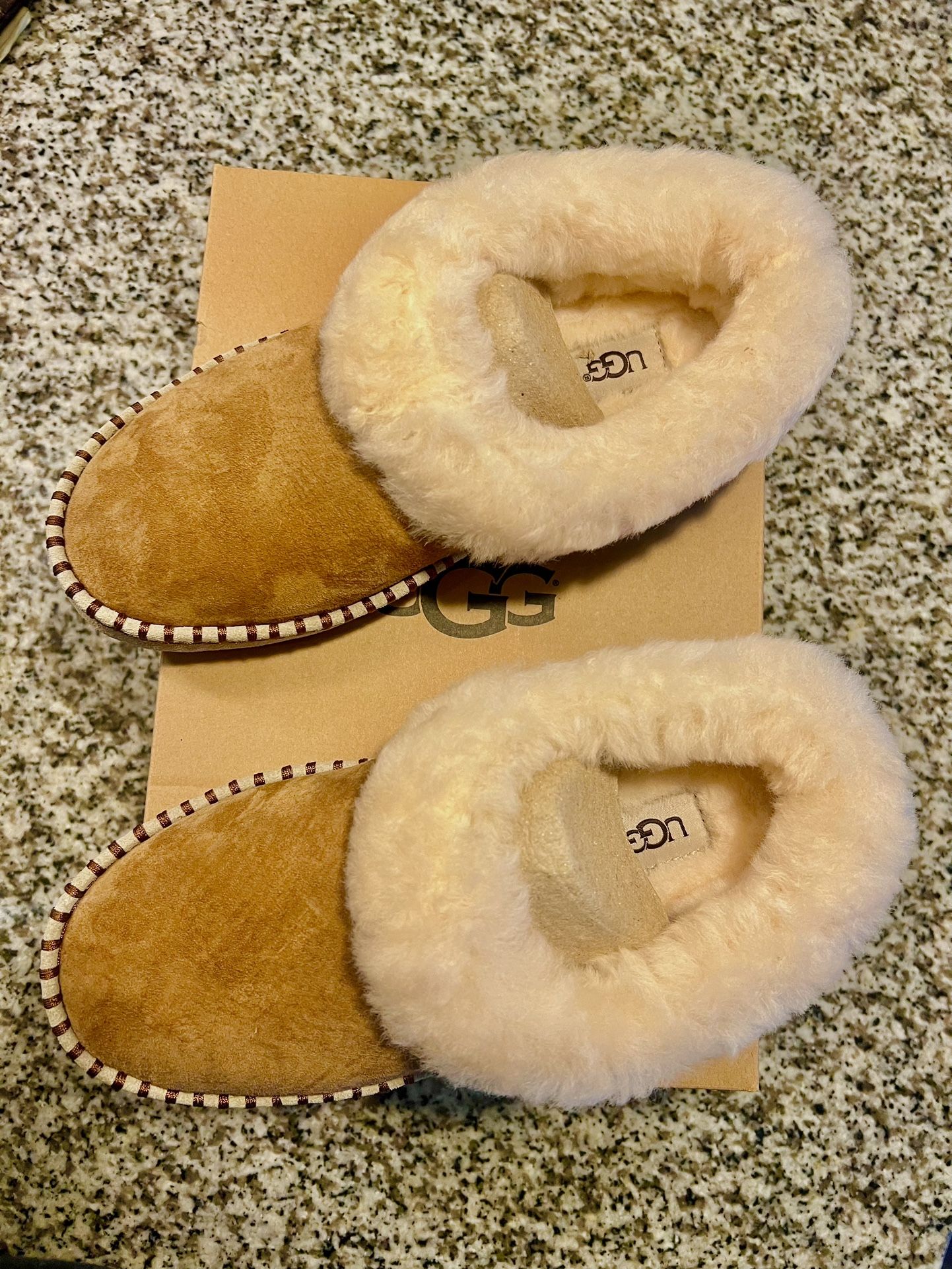 UGGS Women’s 8