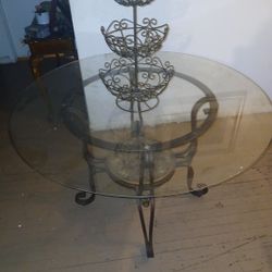 Kitchen Table Medium Size