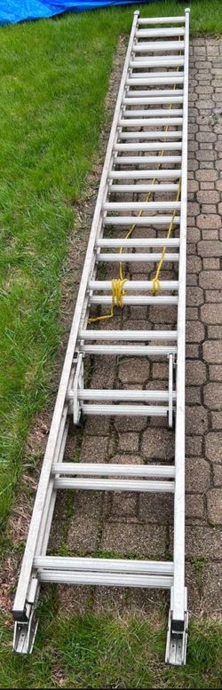 34 FT Werner Ladder