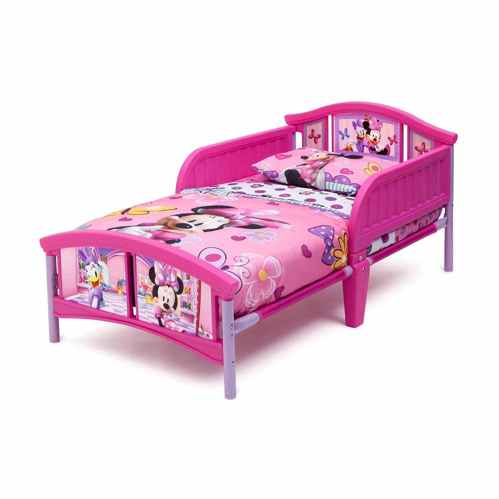 Toddler Minnie Mouse bed