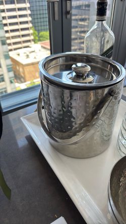 Alcohol table set