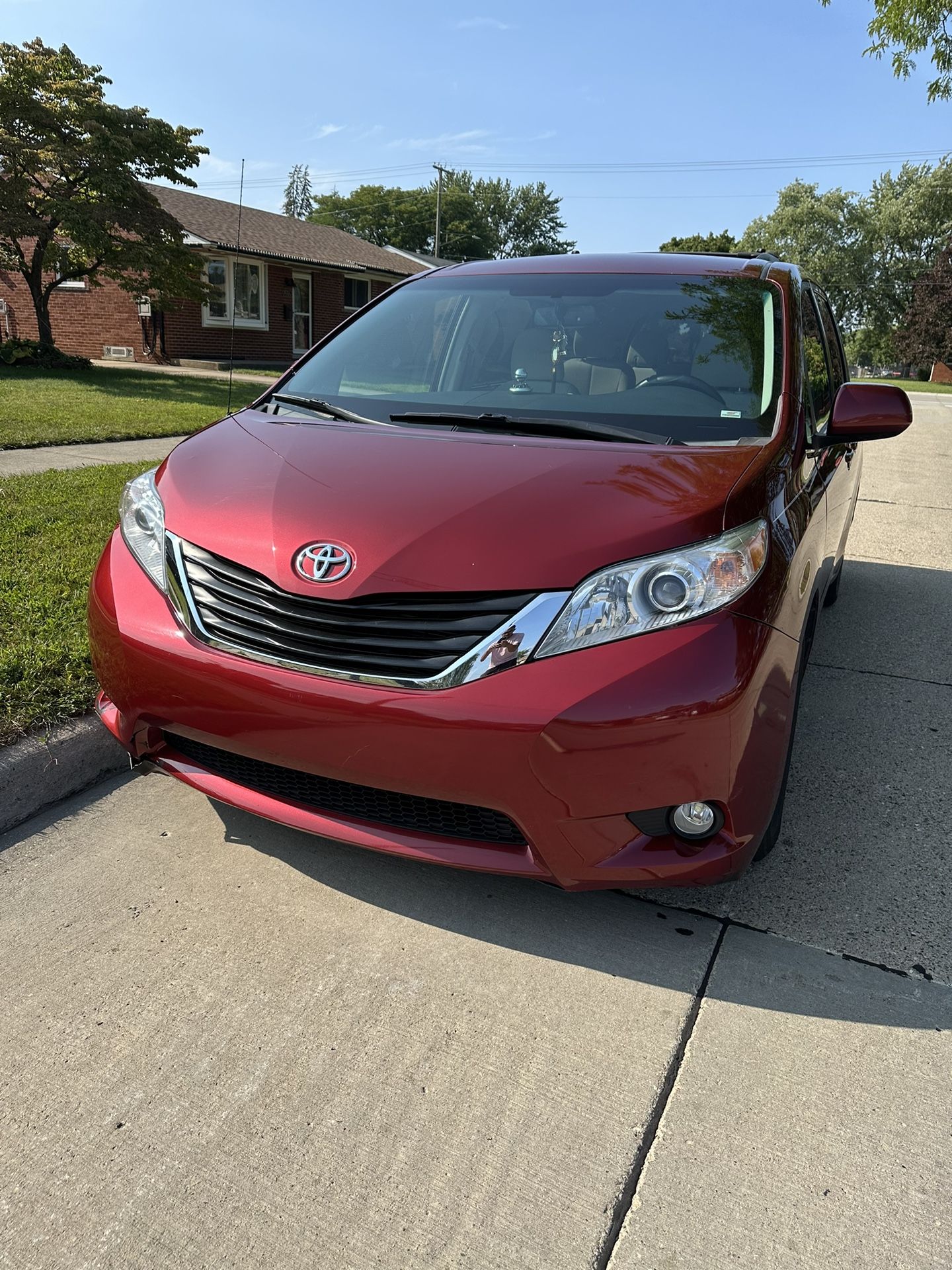2012 Toyota Sienna