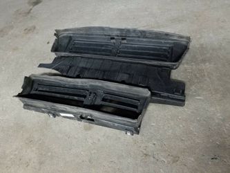 2018/2019 Ford Fusion active shutter