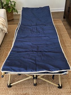 ABORON 32” XXL Extra Wide Camping Cot w/ Mattress – Used Twice