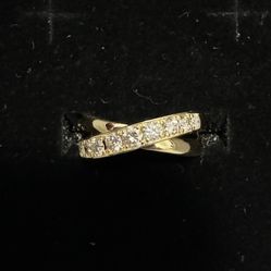 Infinity Design Diamond Ring