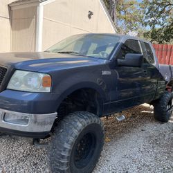 2004 Ford F150 5.4 4x4 PARTS PARTS ONLY 