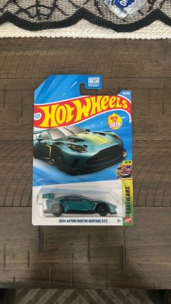 Hot Wheels 2024 Aston Martin Vantage GT3