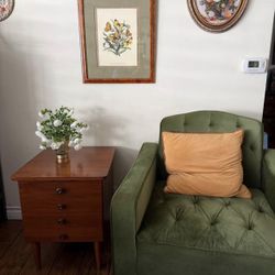 Solid Wood MCM End/Side Table or Nightstand