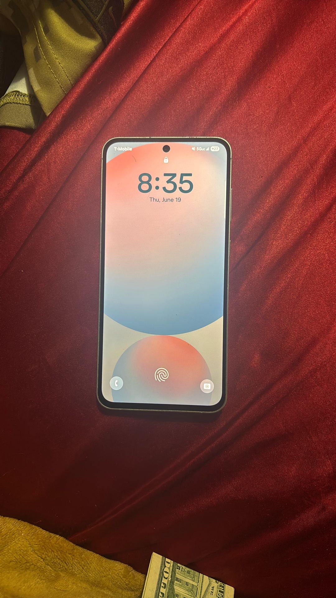 Samsung S24