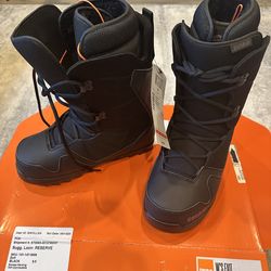 NIB Thirty Two Women’s 9.5 Snowboard Boots W’S Exit