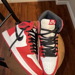 Jordan 1 High Chicago Size 9.5