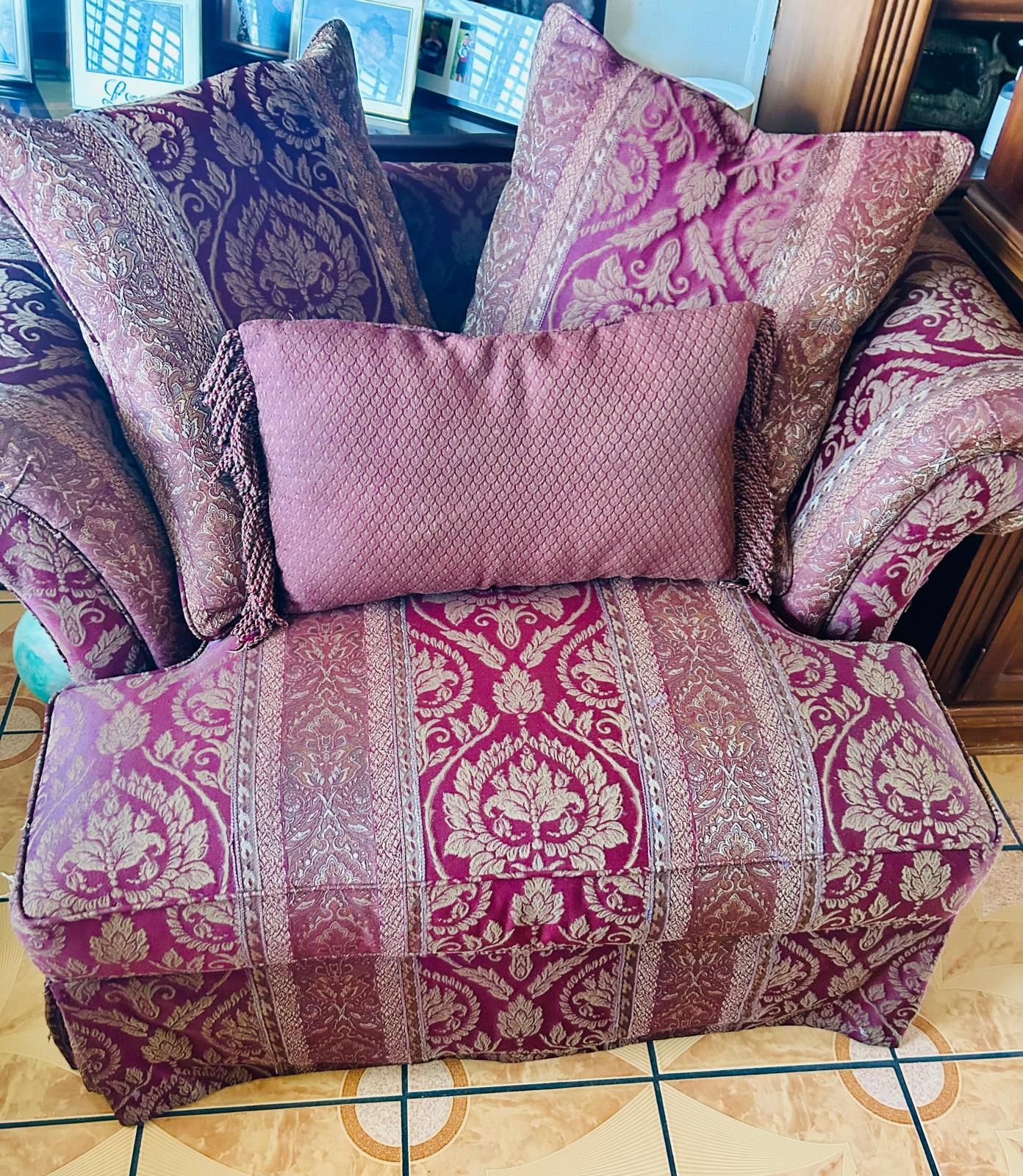 Oversized Chairs