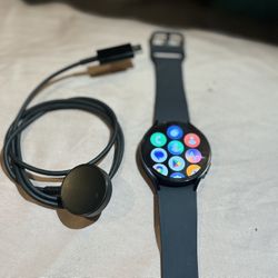 Samsung Watch  Color Negro 