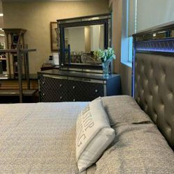 Refino Gray LED Upholstered Panel Bedroom Set 