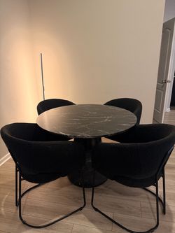 CITY HOME Merrick Round Dining Table + 4 Chairs – $699