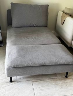 Gray Fabric Chaise Lounge Chair