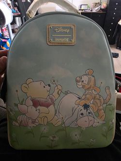 Winnie the pooh loungefly