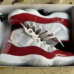Jordan 11 Cherry’s  (taking Offers)