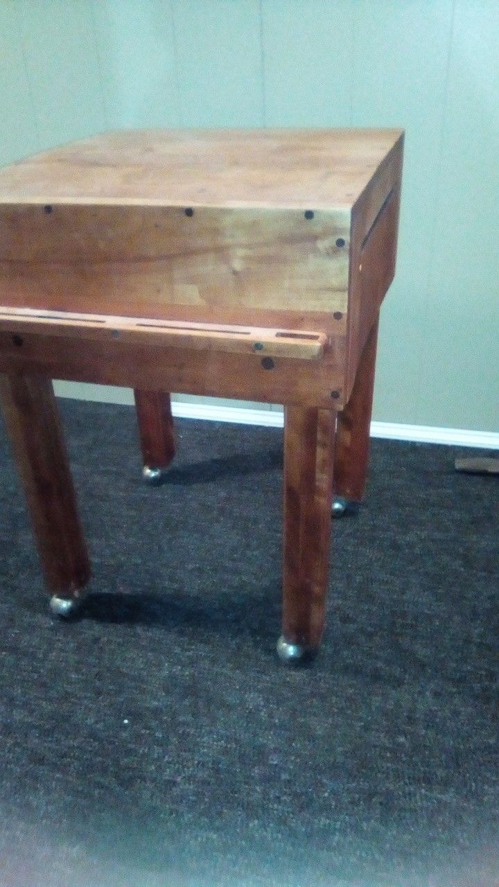 Butcher block table on wheels 24" x 24" x 33"