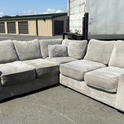 Sectional Couch 
