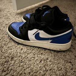 Nike Men’s Shoes Size 5 