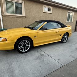1995 Ford Mustang