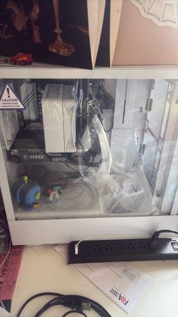 PC for sale mouse and keyboard included